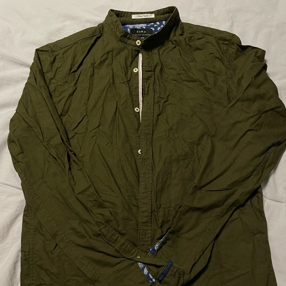 Zara Dress Casual button down Shirt!